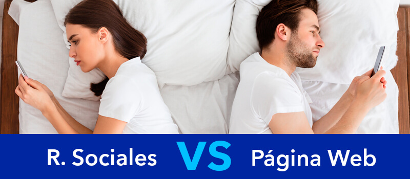 Redes Sociales vs Página Web